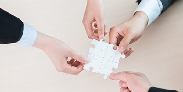 深圳市鼎冠假牙制作有限公司官網(wǎng)上線(xiàn)了！